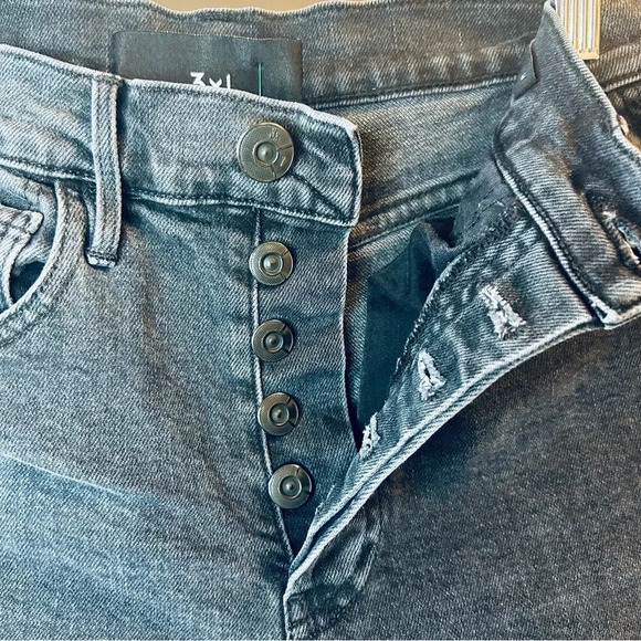 3x1 Made Here Faded Black W3 Cora Crop High Rise Jeans Jolee Wash size 26 - Picture 4 of 10